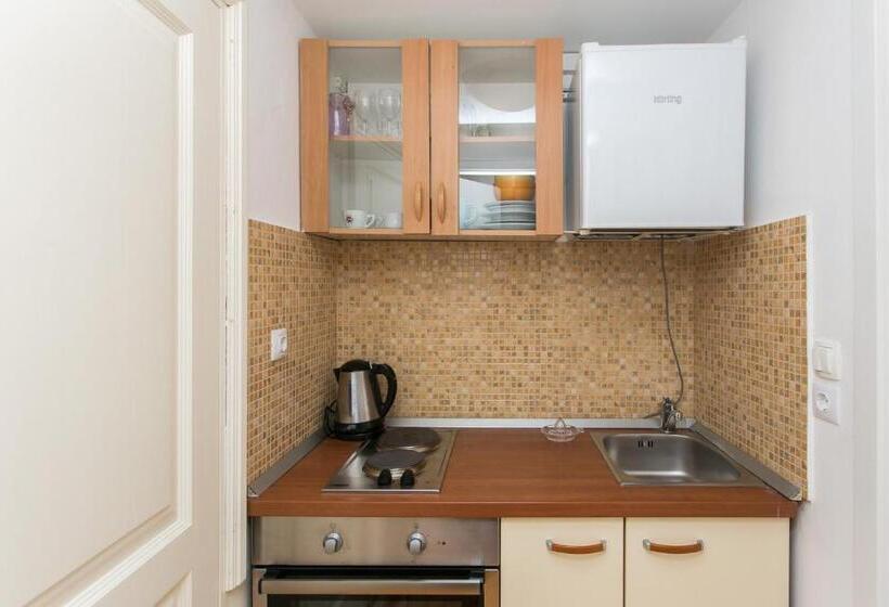 إستوديو قياسي مطل على المدينة, Lumin Guest House