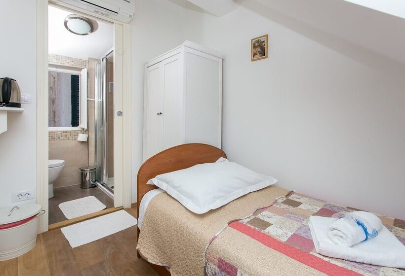 غرفة ديلوكس فردية, Lumin Guest House