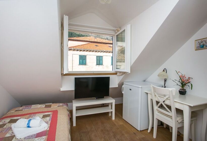 غرفة ديلوكس فردية, Lumin Guest House