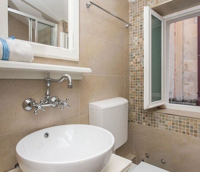 غرفة ديلوكس فردية, Lumin Guest House