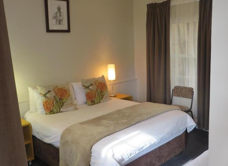 标准间, Ashanti Lodge Backpackers