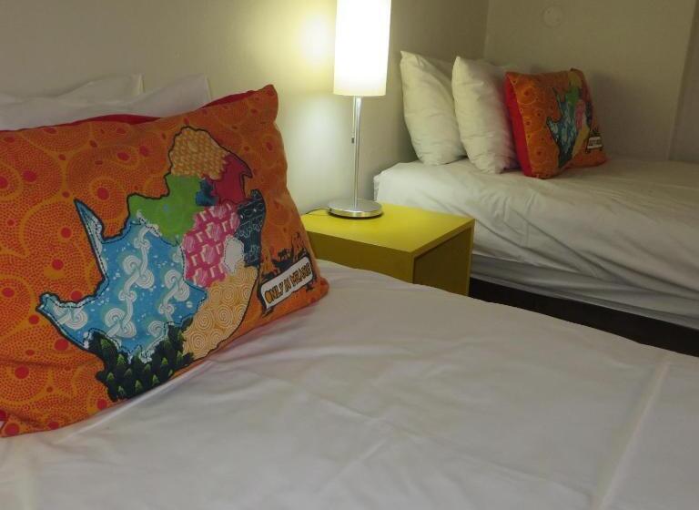 标准间, Ashanti Lodge Backpackers