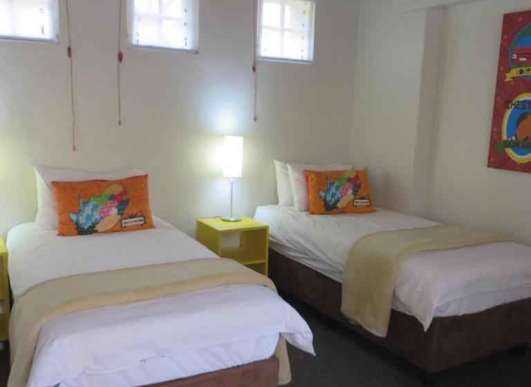 标准间, Ashanti Lodge Backpackers