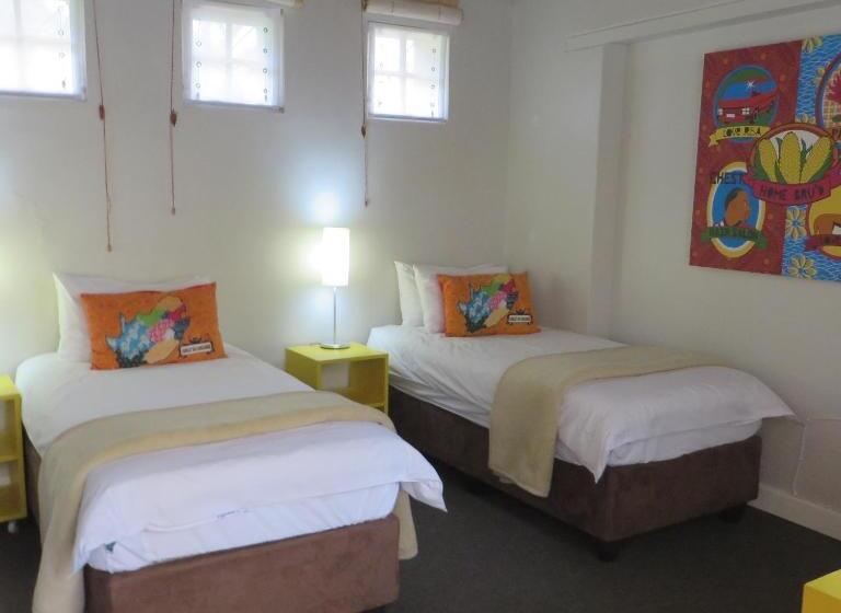 标准间, Ashanti Lodge Backpackers