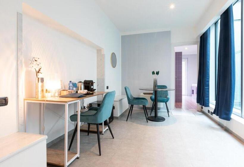 标准间带漩涡浴缸, Città Studi Suites   Top Collection