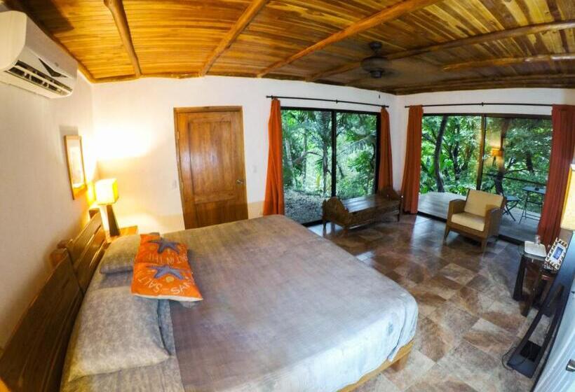 디럭스 방갈로, Lodge Margouillat