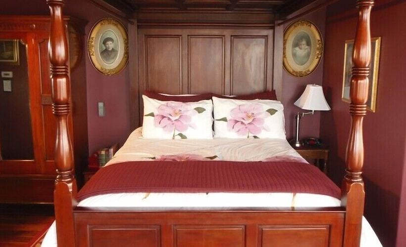 غرفة ديلوكس ذات إطلالة, The Collins Inn And Seaside Cottages   Adults Only