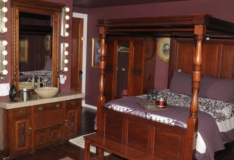 غرفة ديلوكس ذات إطلالة, The Collins Inn And Seaside Cottages   Adults Only