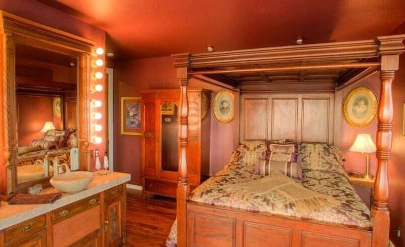 غرفة ديلوكس ذات إطلالة, The Collins Inn And Seaside Cottages   Adults Only