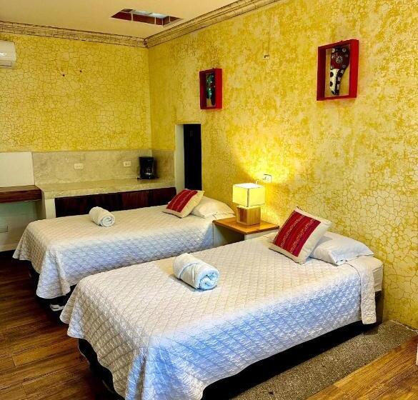 اتاق لوکس خانوادگی, Casa Mia