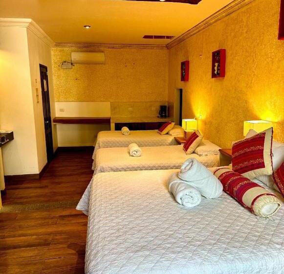 اتاق لوکس خانوادگی, Casa Mia