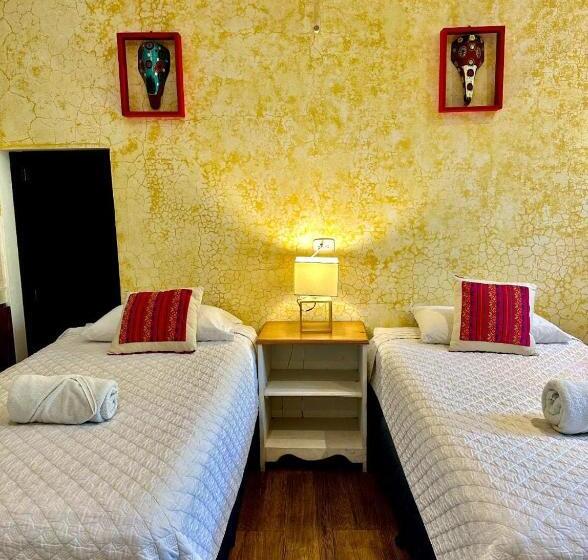 اتاق لوکس خانوادگی, Casa Mia