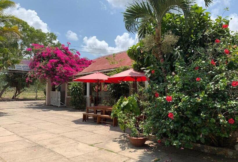 اتاق استاندارد با چشم‌انداز باغ, Hiep Thanh Resort