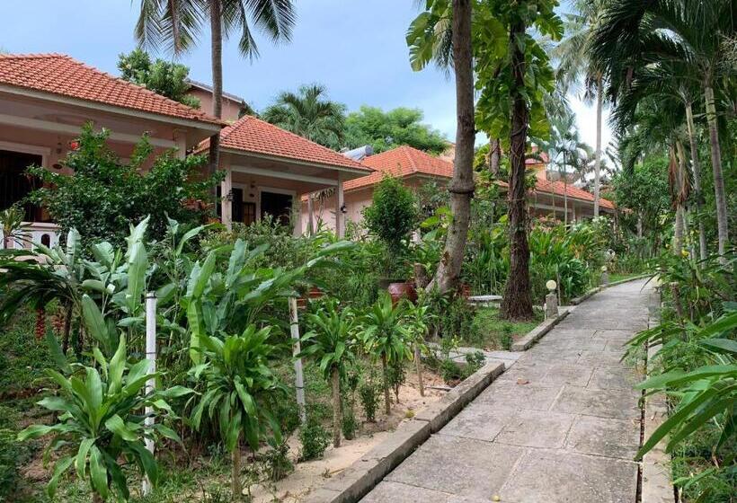 اتاق استاندارد با چشم‌انداز باغ, Hiep Thanh Resort