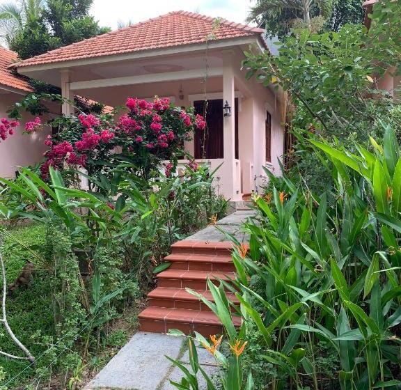 ویلای استاندارد با چشم‌انداز باغ, Hiep Thanh Resort