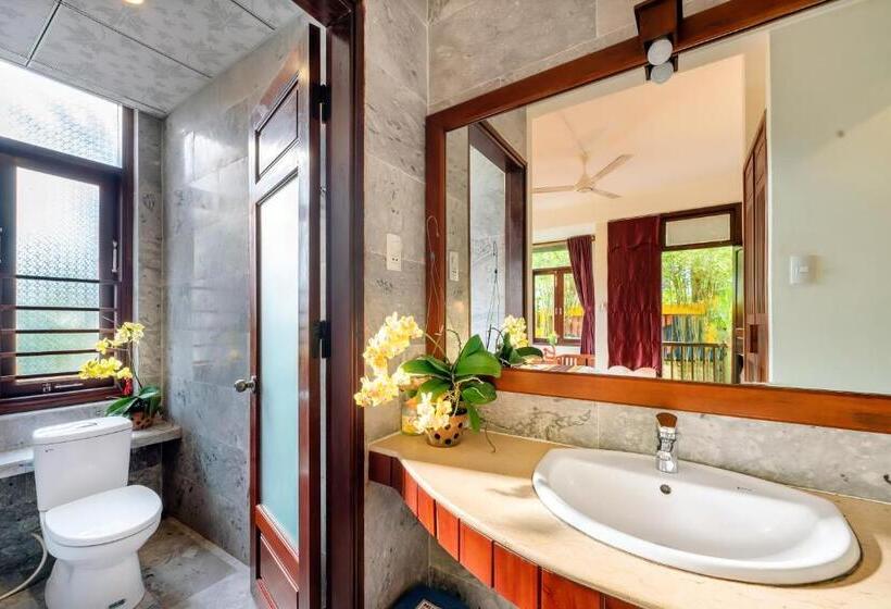 اتاق استاندارد با چشمانداز باغ, Riverside Oasis Villa