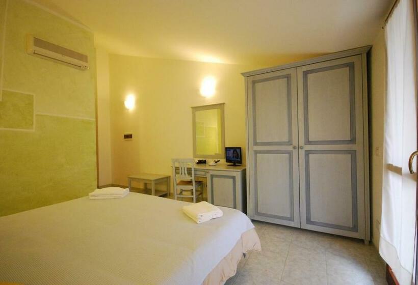 חדר סטנדרט עם מרפסת, Jasmine