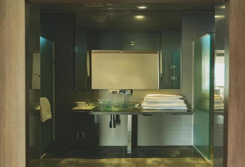 סוויטה משפחתית, Scarboro