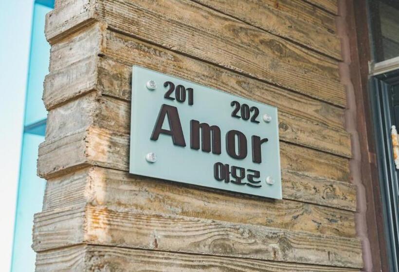 וילה בת חדר שינה 1, Scarboro