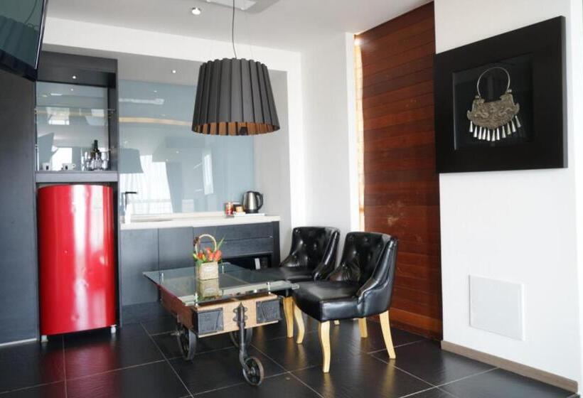 חדר דלוקס נוף לים, Scarboro