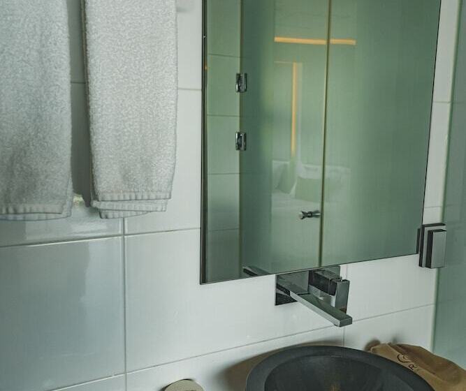 סוויטת פרמיום, Scarboro