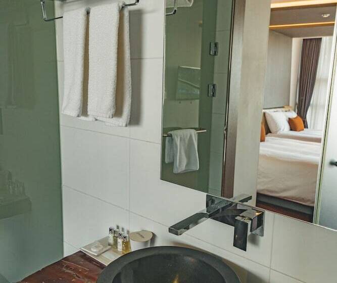 סוויטת פרמיום, Scarboro