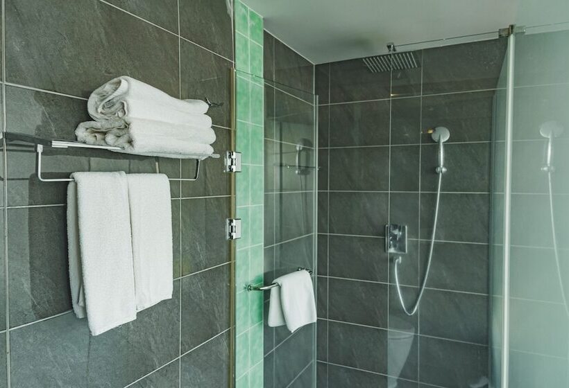 סוויטת פרמיום, Scarboro