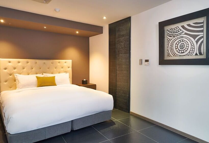 חדר פרמיום, Scarboro