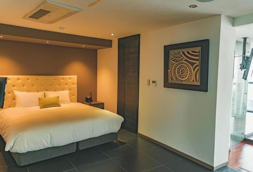 חדר פרמיום נוף לים, Scarboro