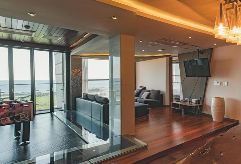 סוויטת פרמיום, Scarboro