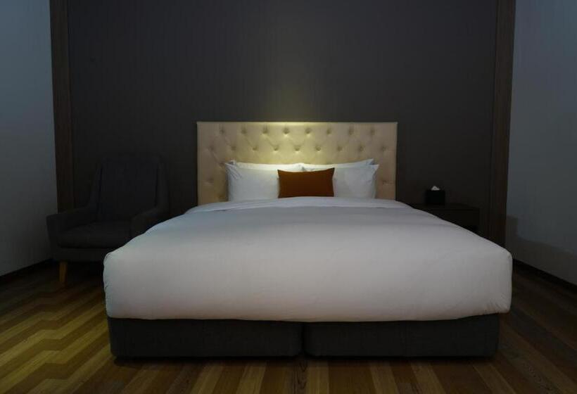 סוויטה משפחתית, Scarboro