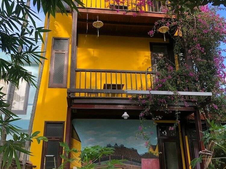 Deluxe room with river view, Riverside Oasis Villa