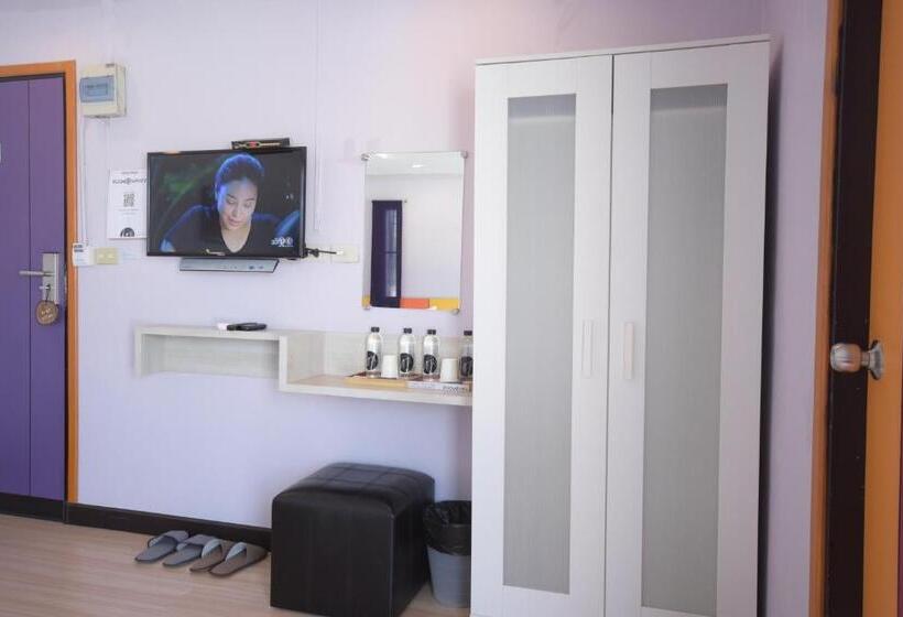 Quarto Quádruplo Estandar, Room@vipa