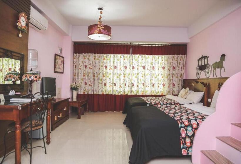 غرفة ديلوكس رباعية, Zhong Shan 330