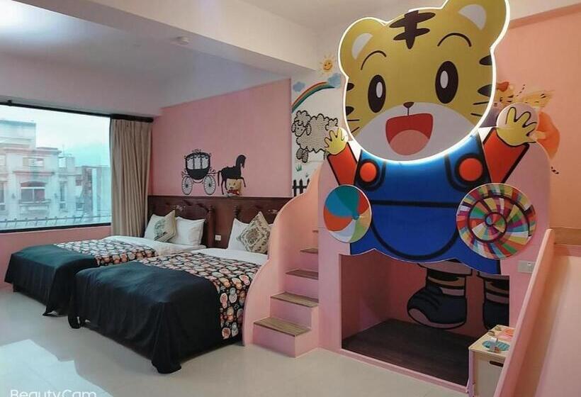 غرفة ديلوكس رباعية, Zhong Shan 330