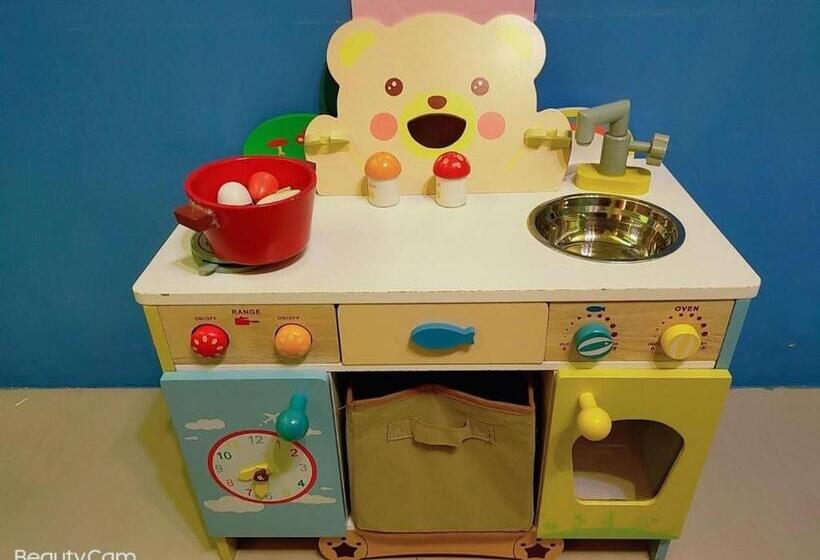 غرفة كومفورت ثلاثية, Zhong Shan 330