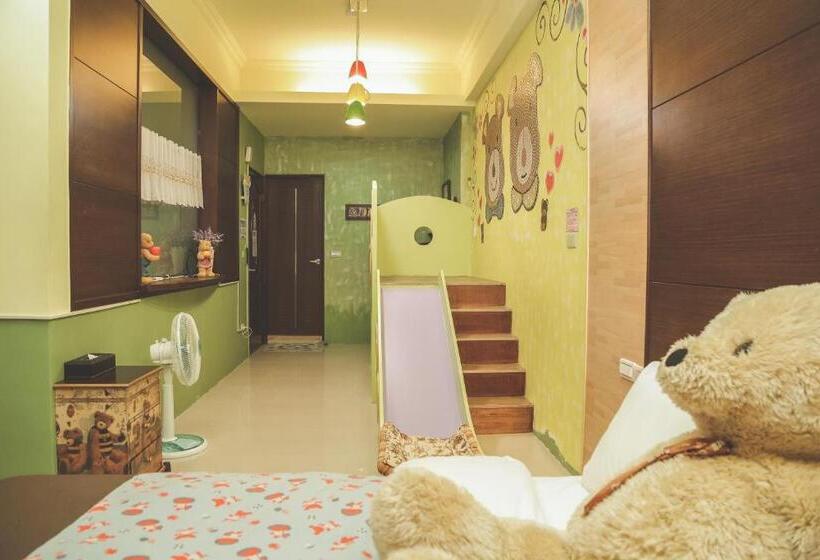 غرفة كومفورت ثلاثية, Zhong Shan 330