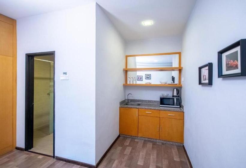 סוויטה, Nova Highlands