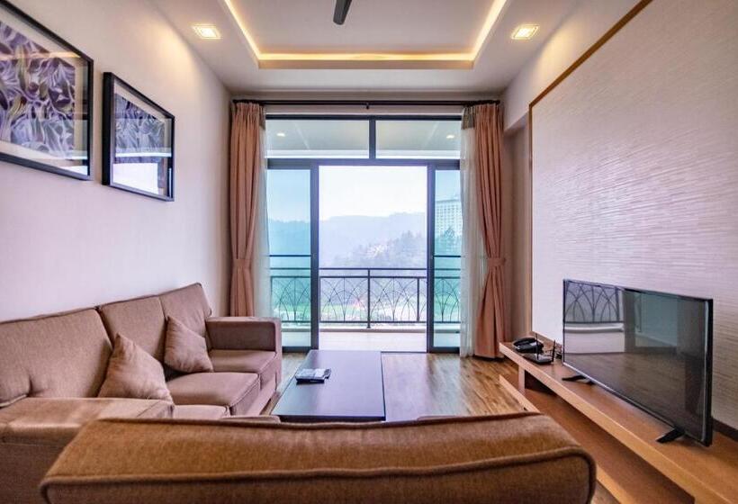 آپارتمان 3 خوابه, Nova Highlands