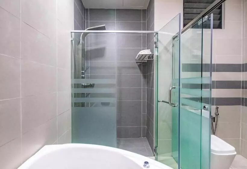 اتاق پنت هاوس, Nova Highlands