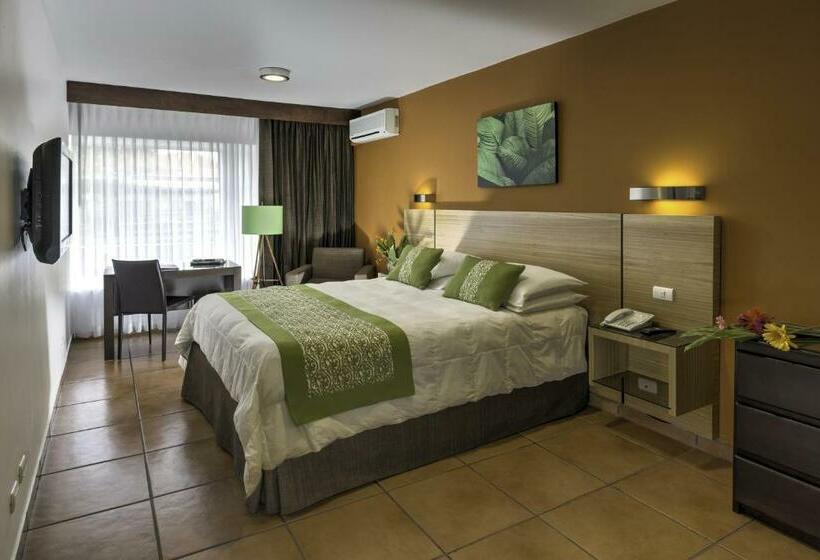 이그제큐티브 스위트, Residence Inn Suites Cristina