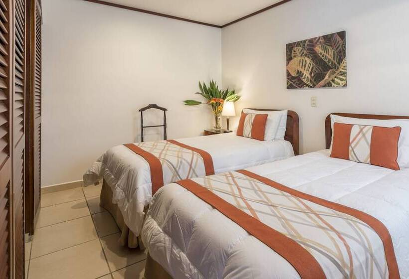 수피리어 스위트, Residence Inn Suites Cristina