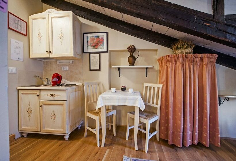 Номер Стандарт в Мансарде, Residence Marco Polo