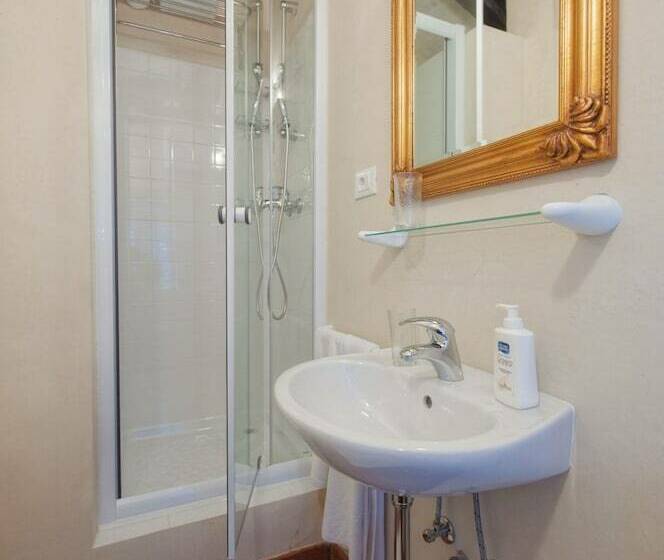 Номер Стандарт в Мансарде, Residence Marco Polo