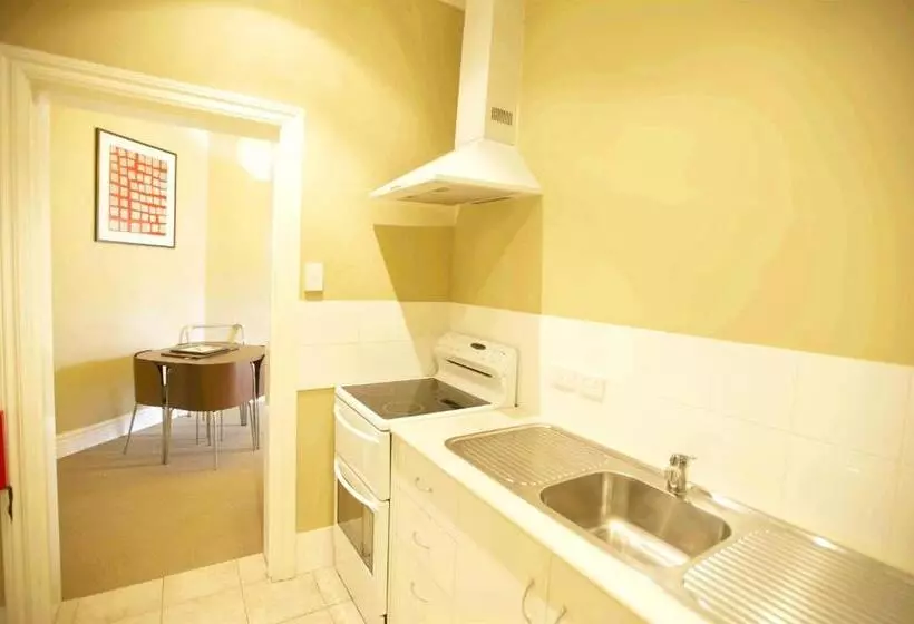 آپارتمان لوکس 1 خوابه, The Club Motel And Apartments