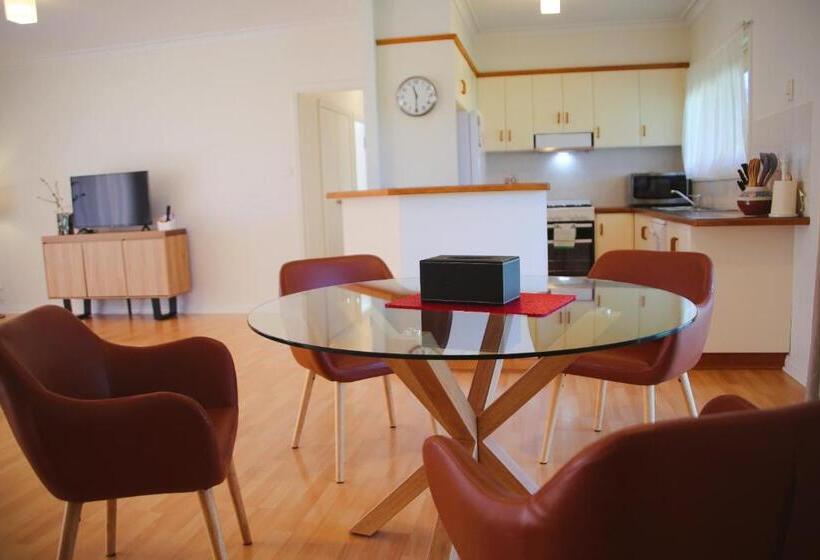 فيلا 3 غرف نوم, The Club Motel And Apartments