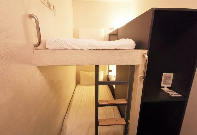 اتاق استاندارد با سرویس بهداشتی مشترک, Inn Cube Ximen