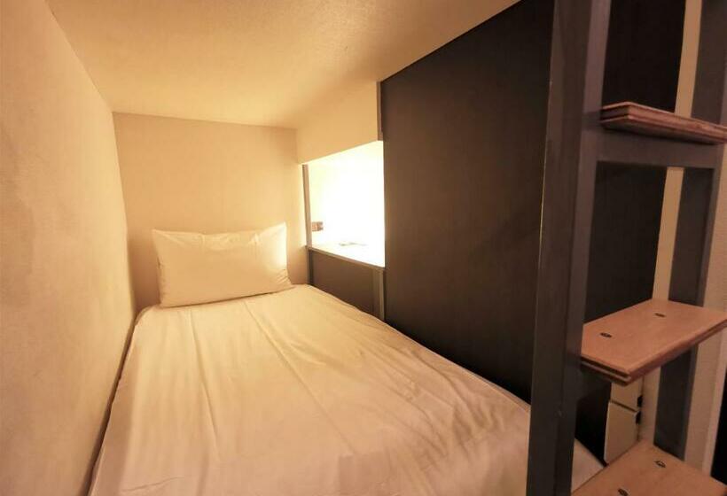 اتاق استاندارد با سرویس بهداشتی مشترک, Inn Cube Ximen