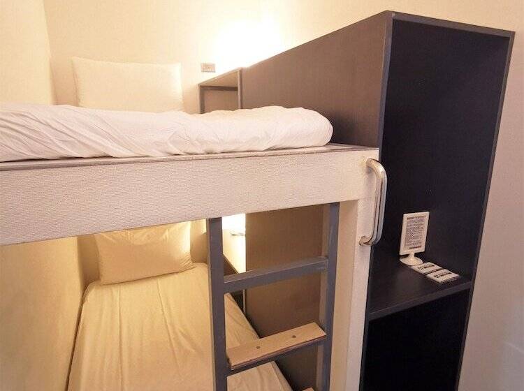 اتاق استاندارد با سرویس بهداشتی مشترک, Inn Cube Ximen