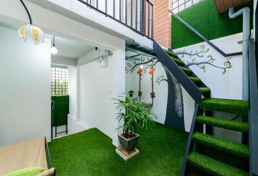 베이직 3인 룸, Eco Hostel